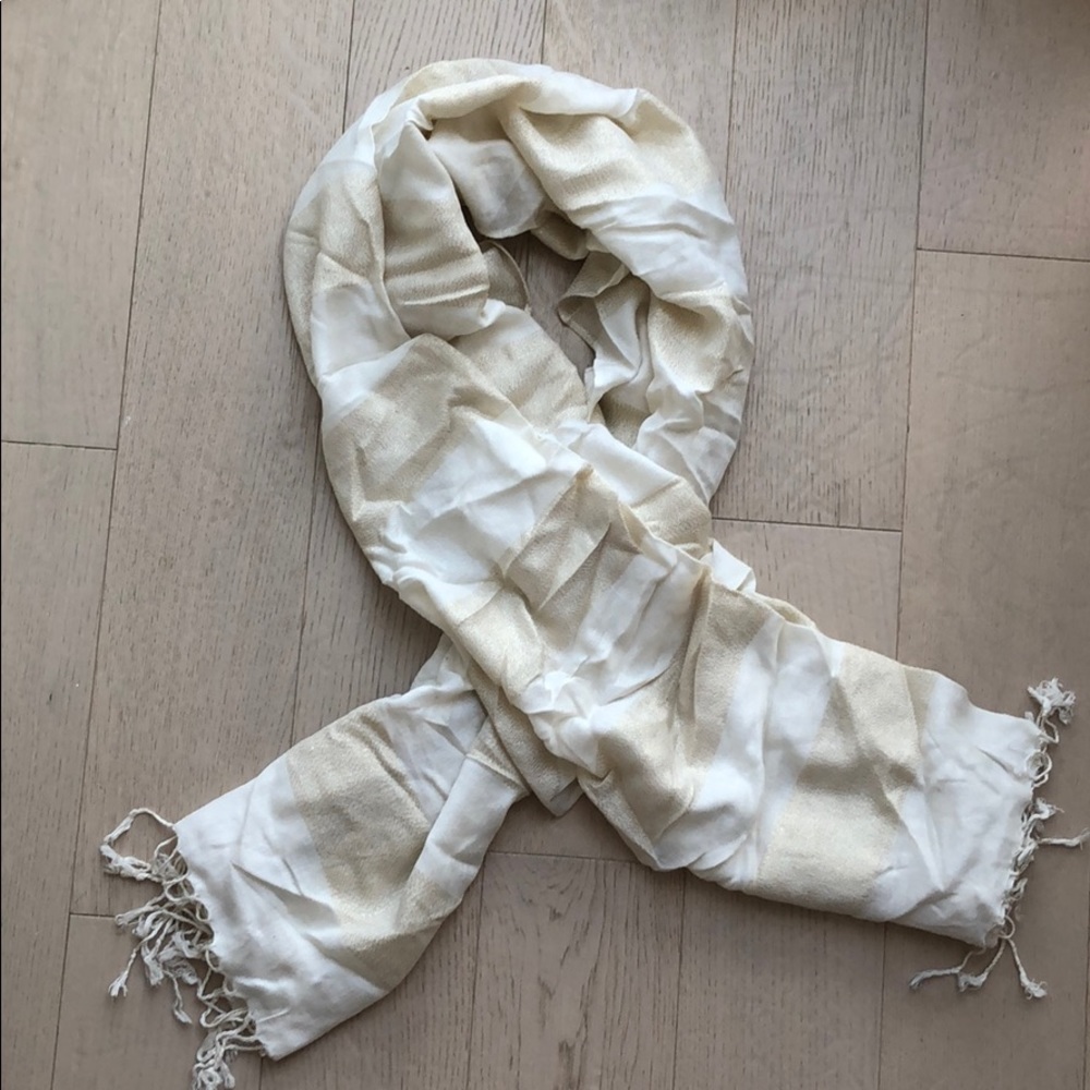 Banana Republic Scarf
